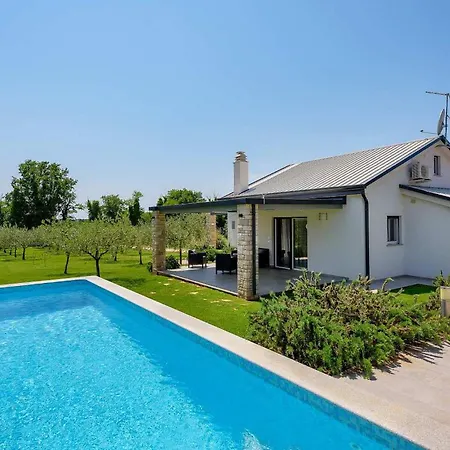 Holiday home Crystallina Umag